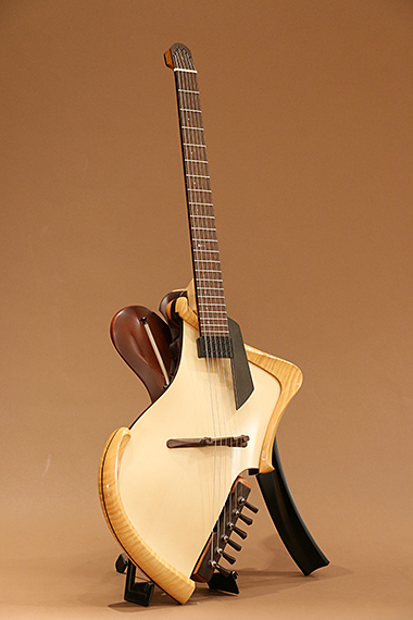 Michihiro Matsuda Guitars Matsuda headless arched top acoustic electric guitar ミチヒロ・マツダギターズ