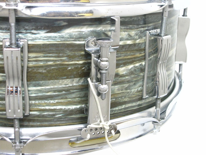 Ludwig 【VINTAGE】1966' Jazz Festival Oyster Blue Pearl 14×5.5  ラディック サブ画像3
