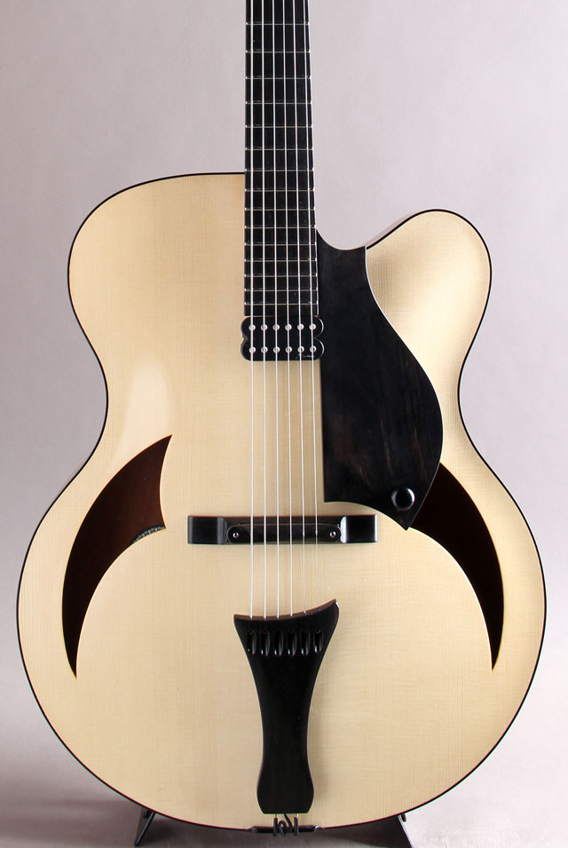 Marchione Guitars 17 Arch Top Swiss Spruce Top Honduras Mahogany Side & Back Blond マルキオーネ　ギターズ