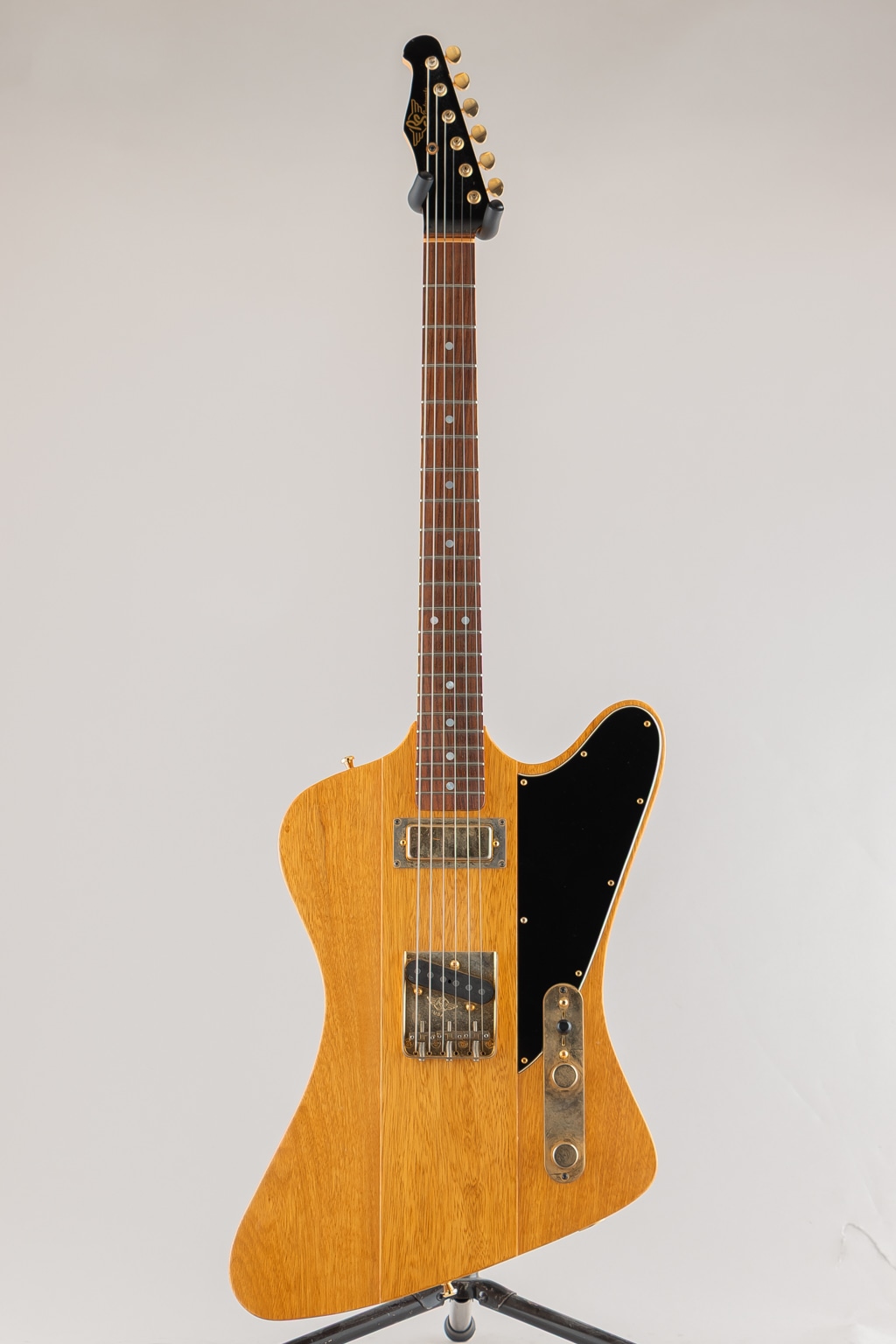 Tee Byrd Korina Under The Bed