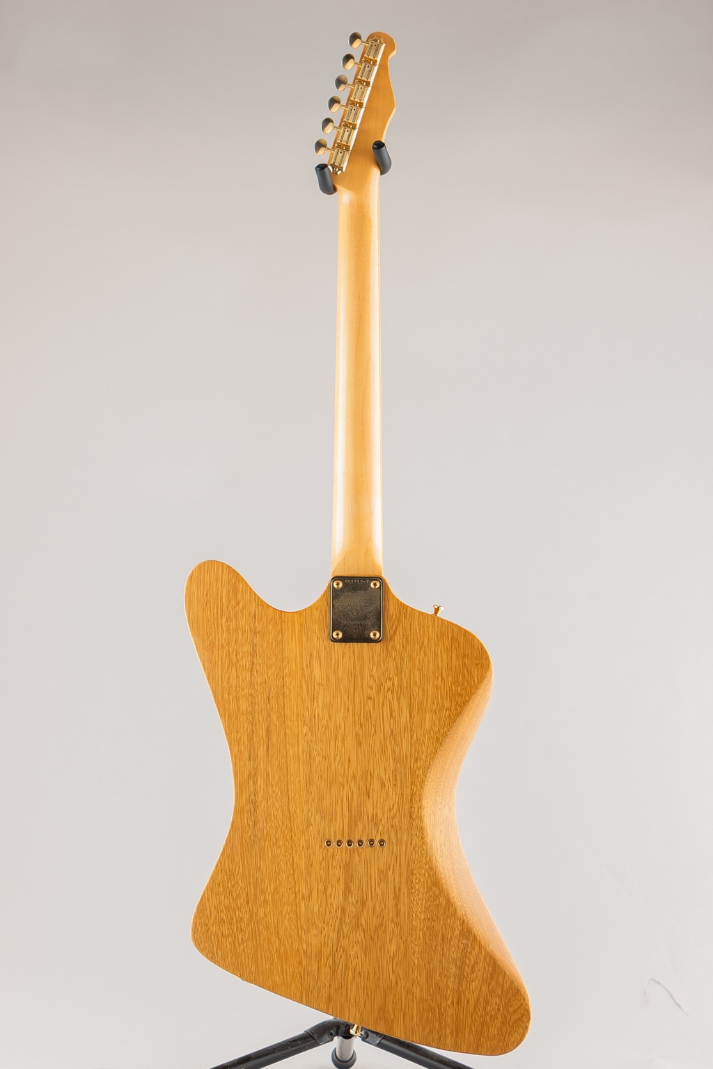 Tee Byrd Korina Under The Bed