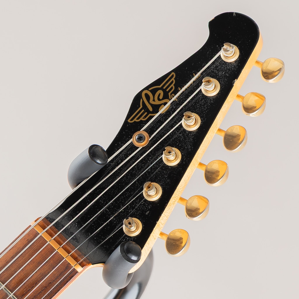 Tee Byrd Korina Under The Bed