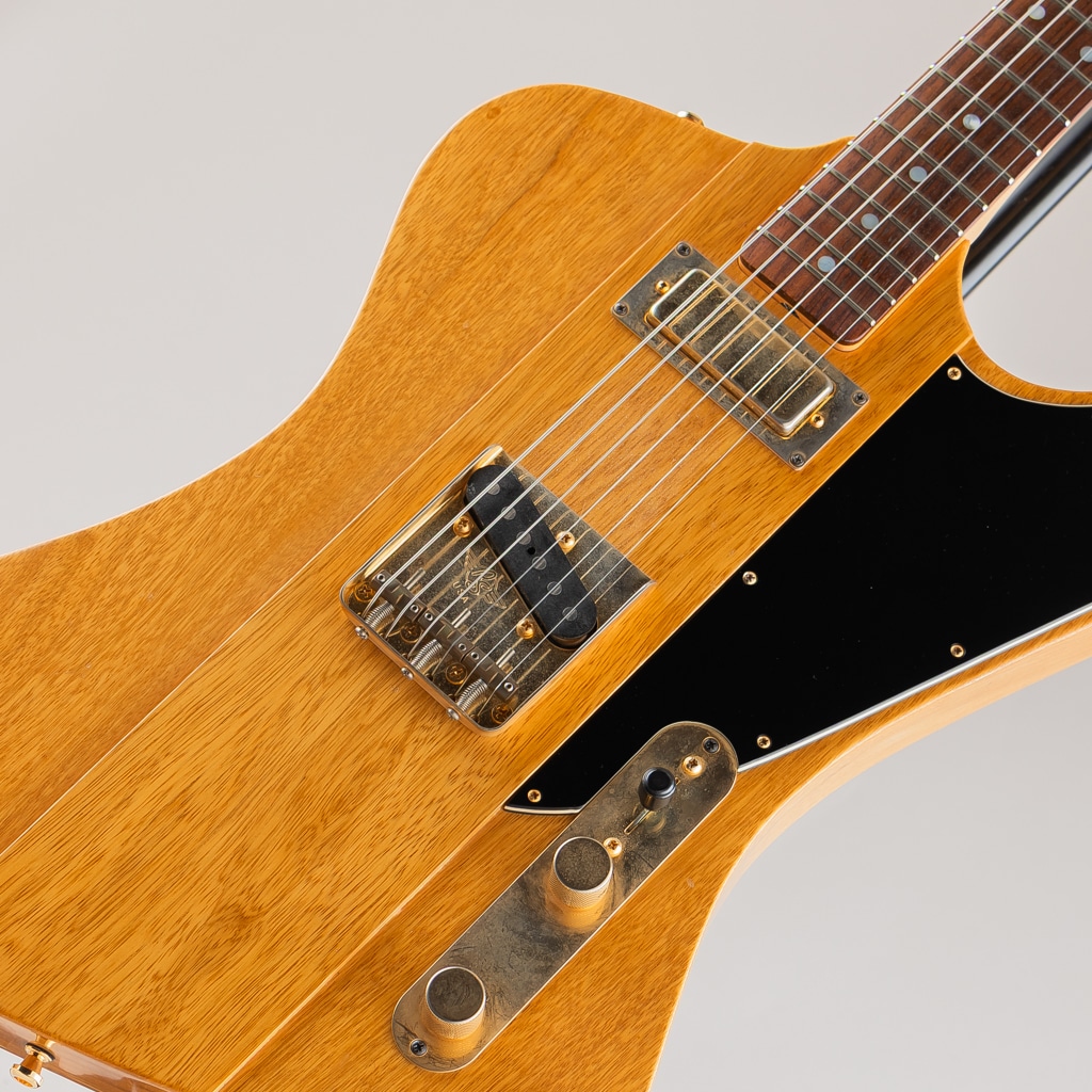 Tee Byrd Korina Under The Bed