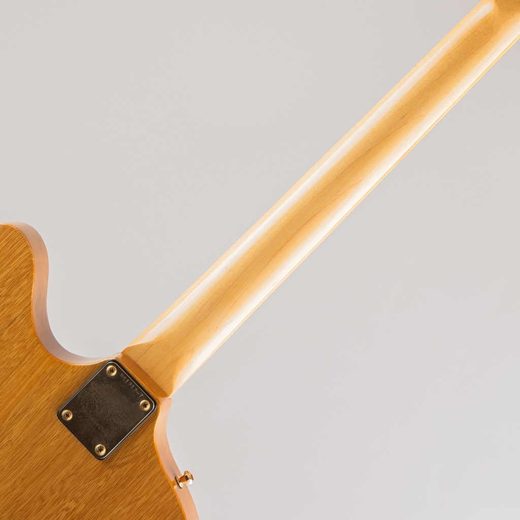 Tee Byrd Korina Under The Bed