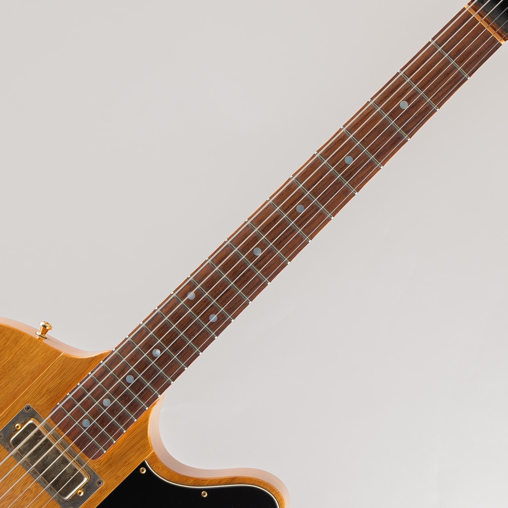 Tee Byrd Korina Under The Bed