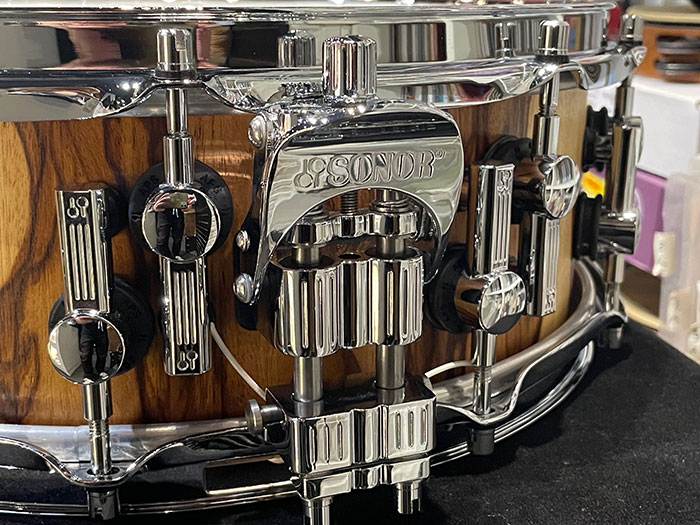 SQ2-1405SD EMI/SAF SQ2 Series African Marble Beech Heavy Shell