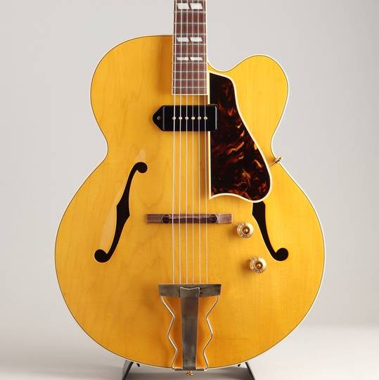 Archtop Tribute AT Classic Natural 商品詳細   MIKIGAKKI.COM