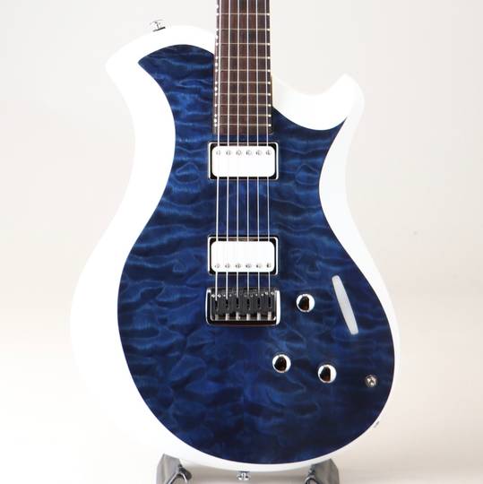 Mary ONE Quilted Maple Marine / White Edge