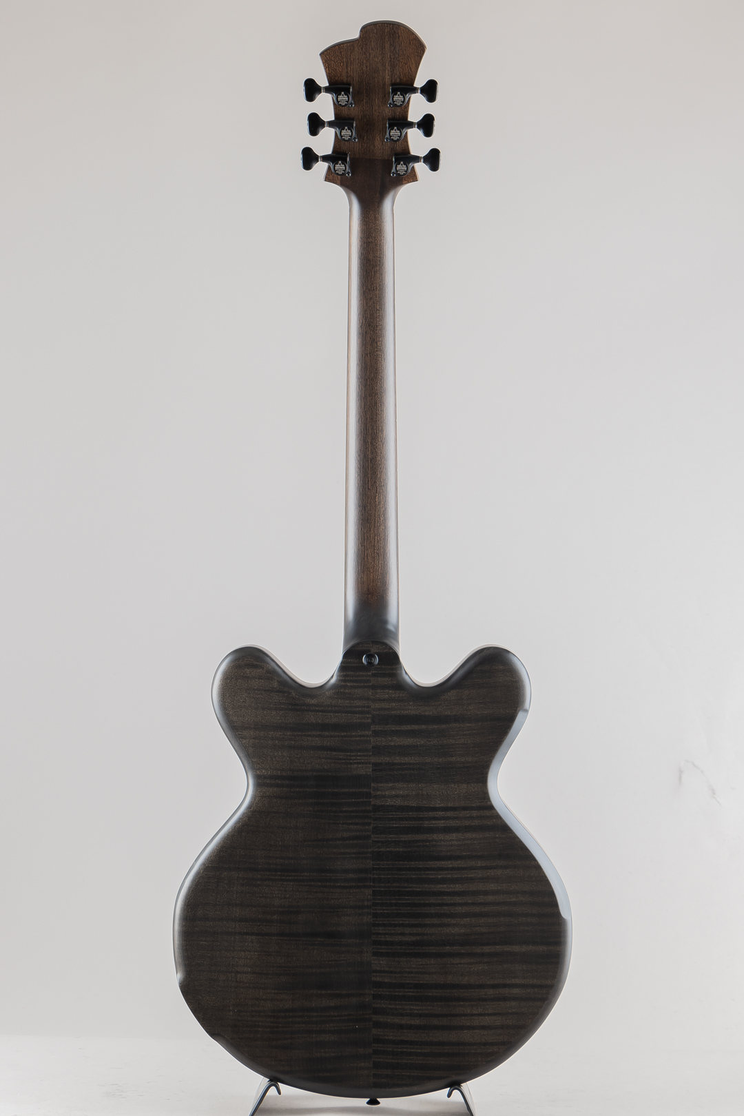 Victor Baker Guitars Model 35 Chambered Semi-hollow F Hole Style Black smoke stain S/N677 2024 ヴィクター ベイカー サブ画像3