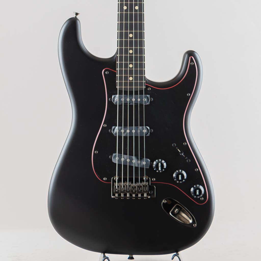 Made in Japan Limited Hybrid II Stratocaster, Noir