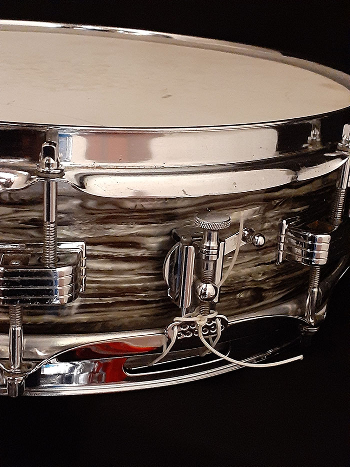 Ludwig 【VINTAGE】66' Downbeat Black Oyster Pearl 14x4 ラディック サブ画像2