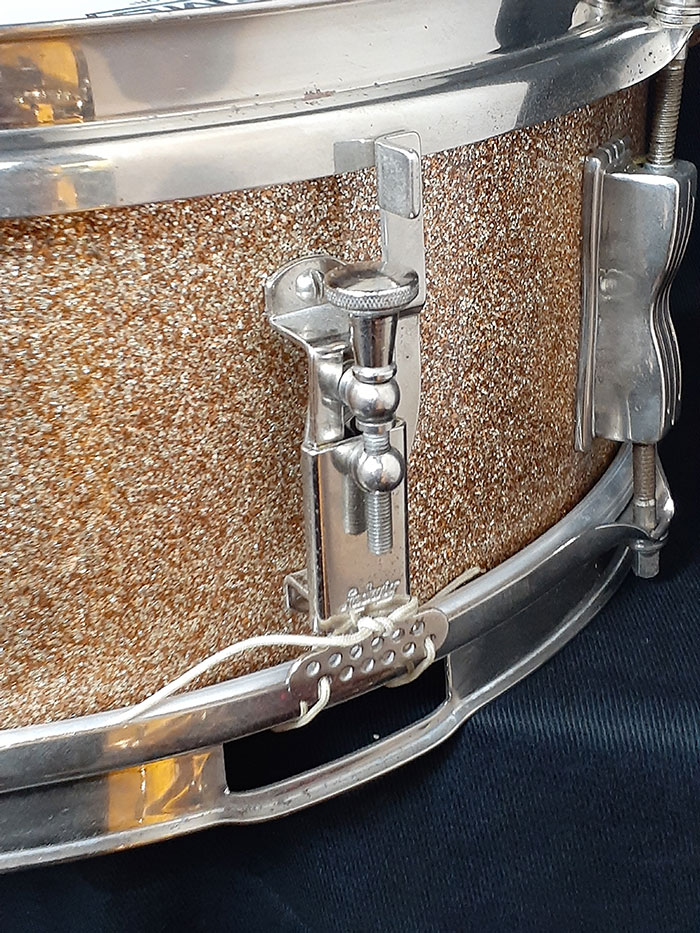 Ludwig 【VINTAGE】63' Pioneer Sparkling Champagne Pearl 14×5.5 Nickel Over Brass Hoops ラディック サブ画像3