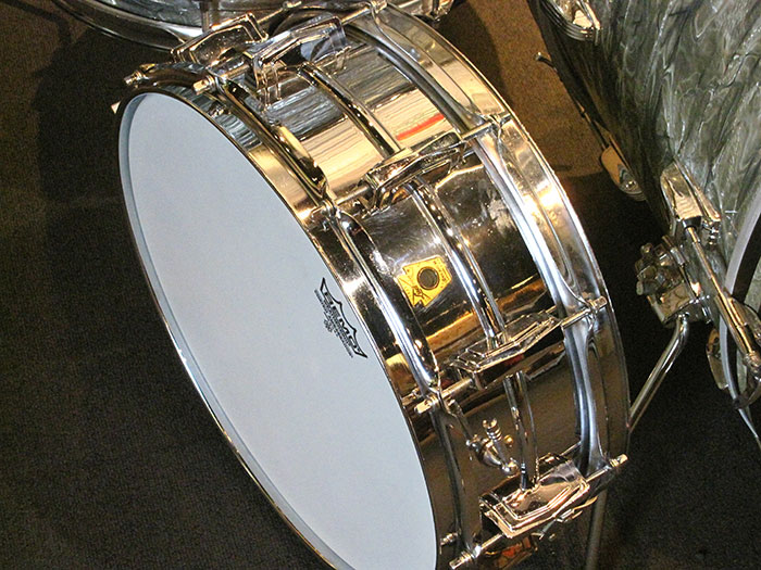 Ludwig 60's Super Classic Kit 22 16 13 Sky Blue Pearl w/L-400 Snare Drum ラディック サブ画像3