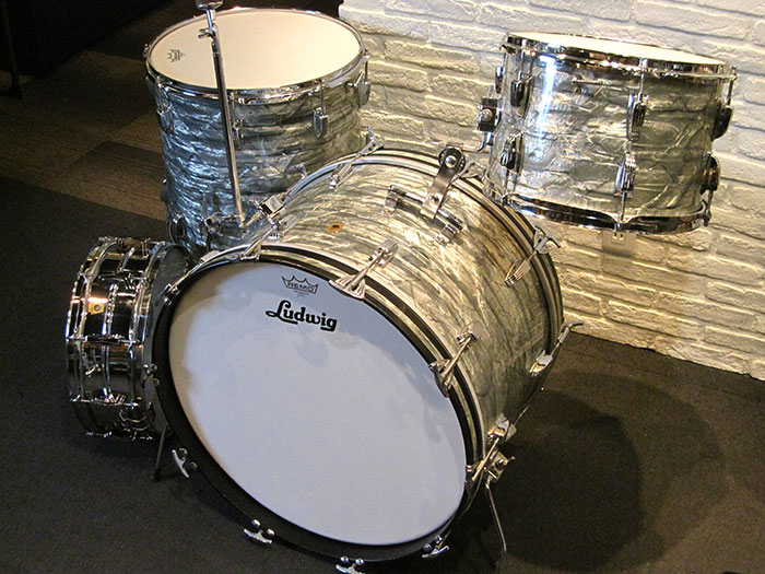 Ludwig 60's Super Classic Kit 22 16 13 Sky Blue Pearl w/L-400 Snare Drum ラディック サブ画像4