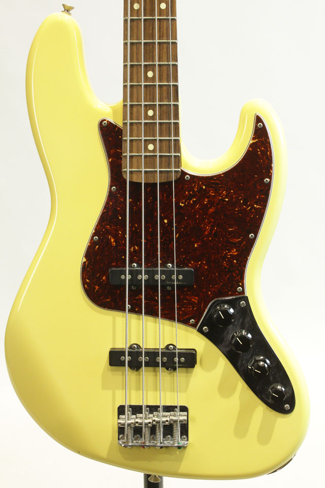 Deluxe Active Jazz Bass V.WHT