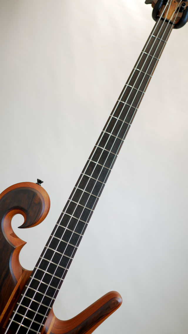 Carl Thompson 4strings Scroll Bass 36inch / Cocobolo Top カール　トンプソン サブ画像4