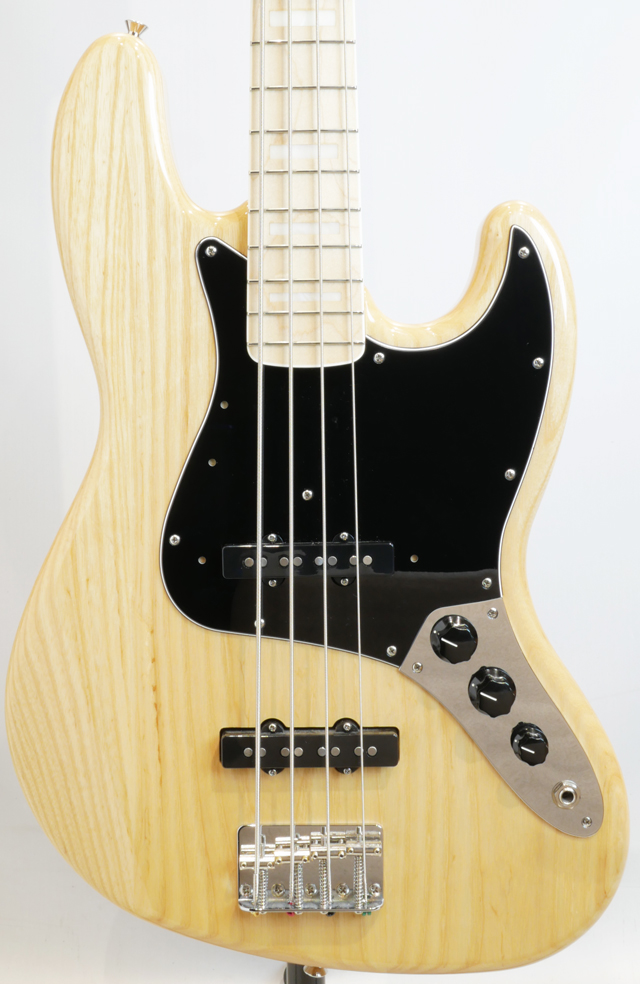 FENDER MADE IN JAPAN TRADITIONAL 70S JAZZ BASS (NAT) フェンダー