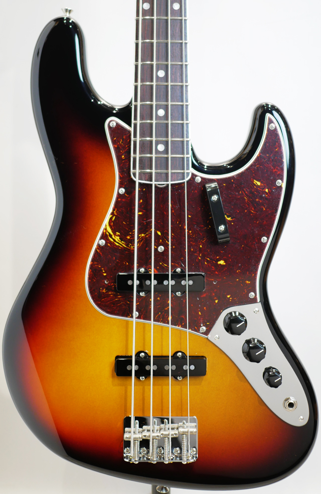 American Vintage II 1966 Jazz Bass 3-Color Sunburst