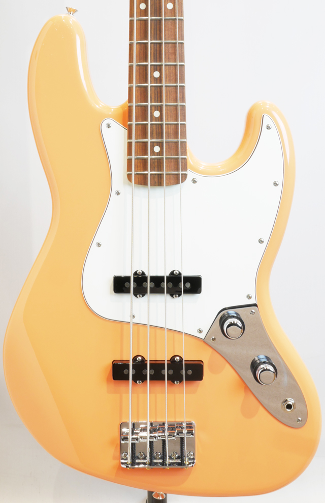 LIMITED EDITION PLAYER JAZZ BASS (Pacific Peach)