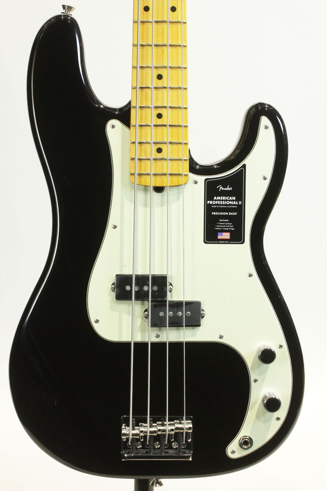 American Professional II Precision Bass Black / Maple