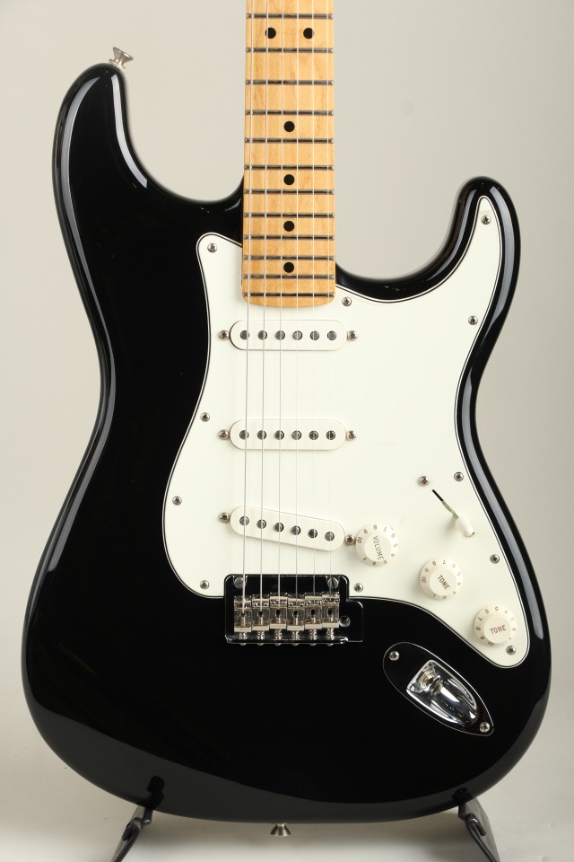 Player Stratocaster Maple Fingerboard Black
