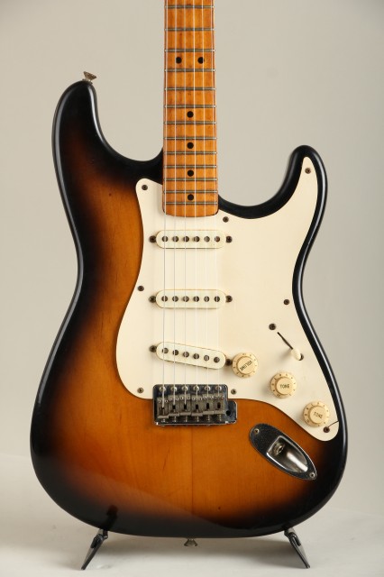 American Vintage 57 Stratocaster 2 Color Sunburst 1989