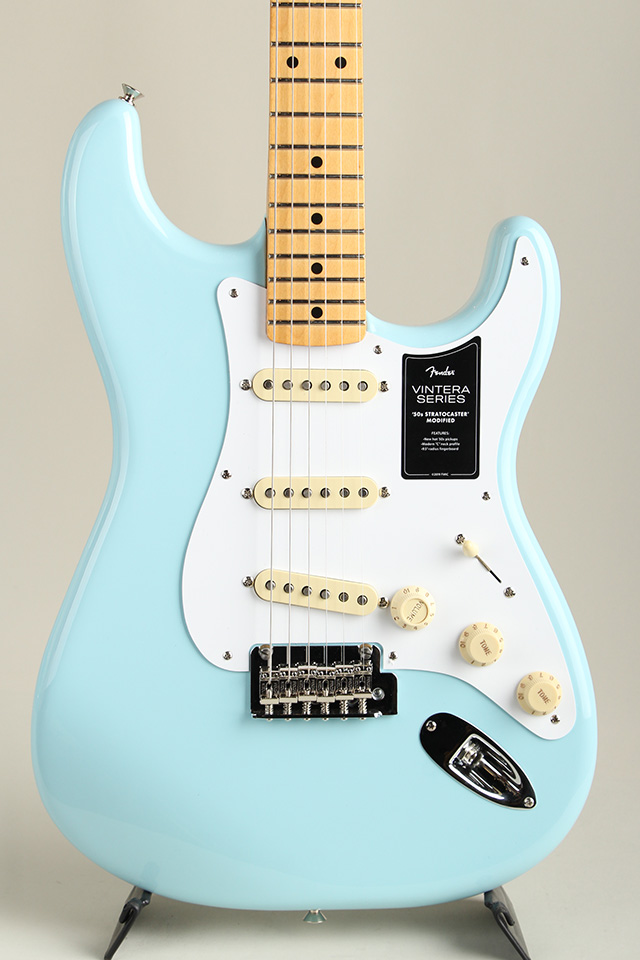 Vintera '50s Stratocaster Modified MN Daphne Blue
