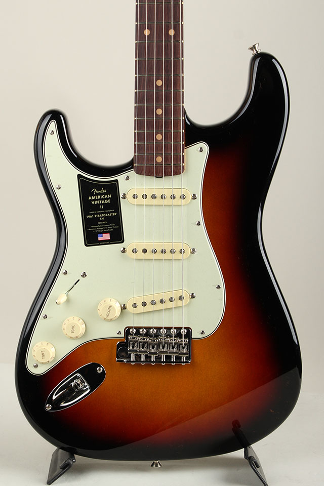 American Vintage II 1961 Stratocaster Left-Hand RW 3-Color Sunburst