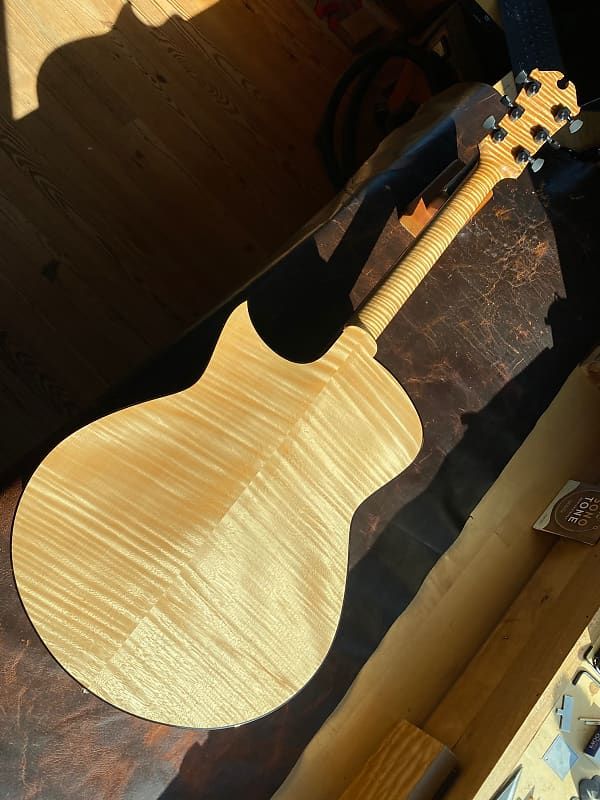 Marchione Guitars 16 Modern Archtop #1 European Spruce Top European Flame Maple Side & Back マルキオーネ　ギターズ サブ画像12