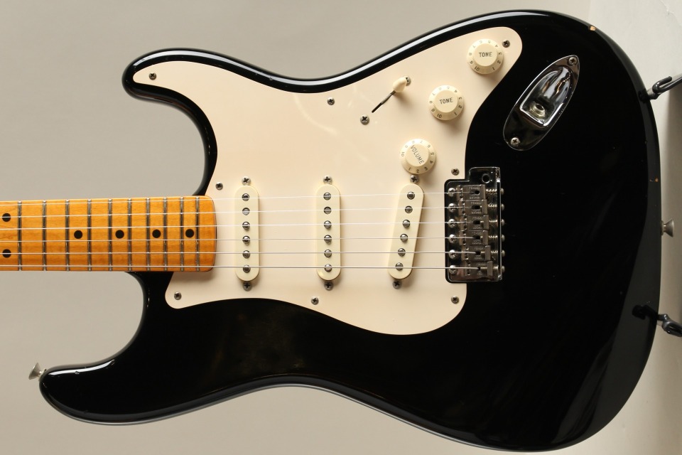 FENDER American Vintage 57 Stratocaster Thin Lacquer Black 2004 フェンダー