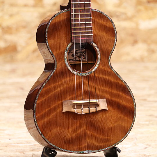 Curly Redwood/Quilted Sapele Tenor
