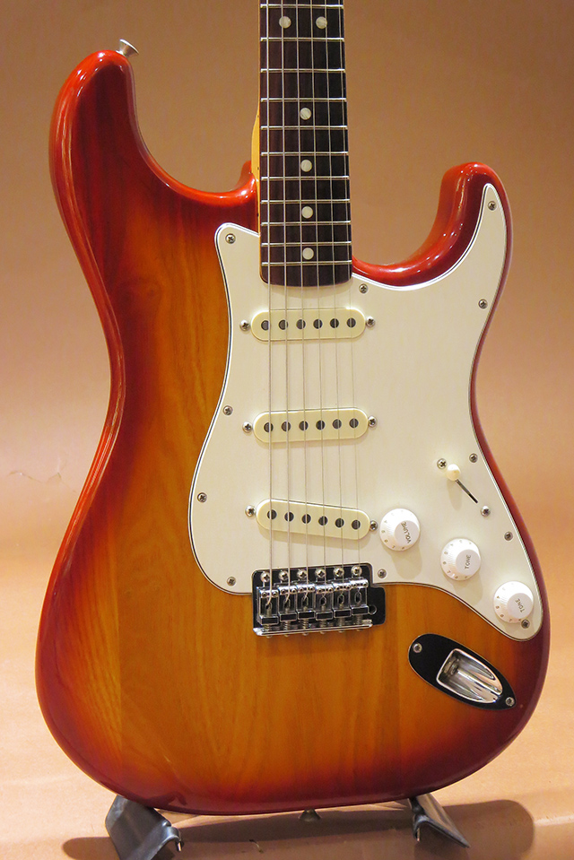 和歌山市引取限定Fender USA プロフェッショナルストラトキャスター