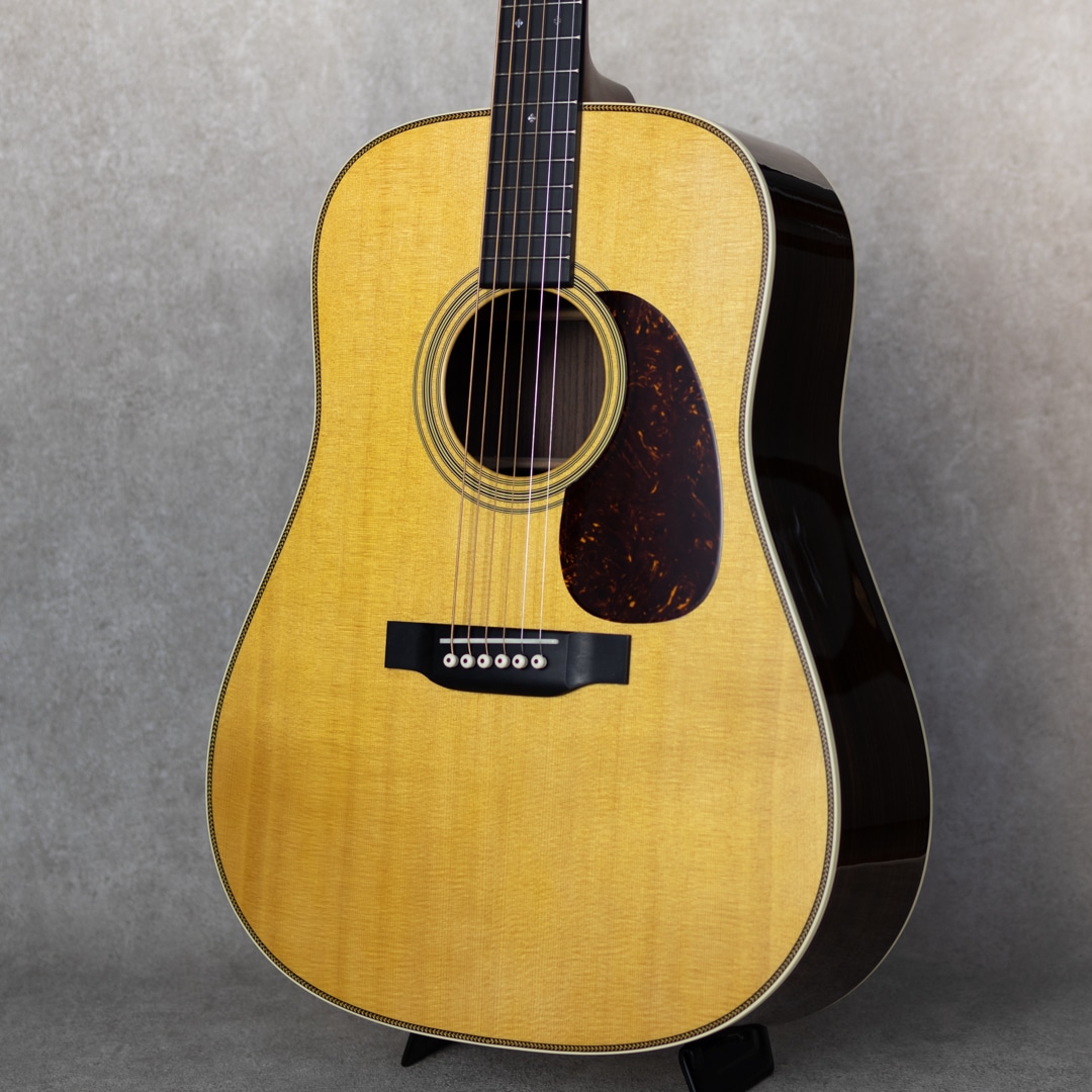 MARTIN HD-28 Standard 商品詳細 | 【MIKIGAKKI.COM】 Smalls guitar 