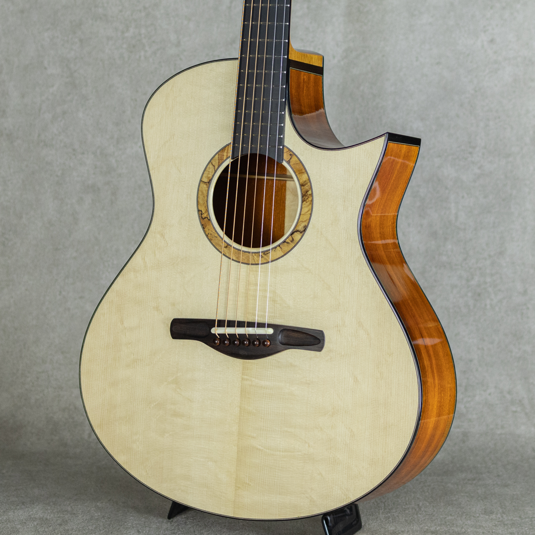 Hiroshi Ogino Guitars Model OM Cutaway Sayla Bearclaw German Spruce / Pernambuco ヒロシ オギノ  荻野 裕嗣 サブ画像4