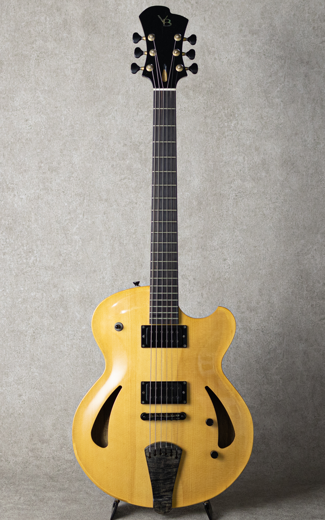 Victor Baker Guitars Model 14 chambered semi hollow ヴィクター ベイカー サブ画像1