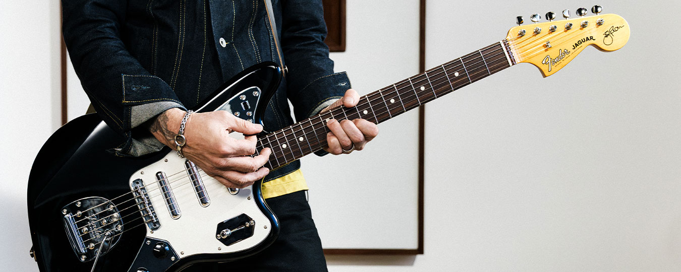 [ジョニー・マー・ジャガー]