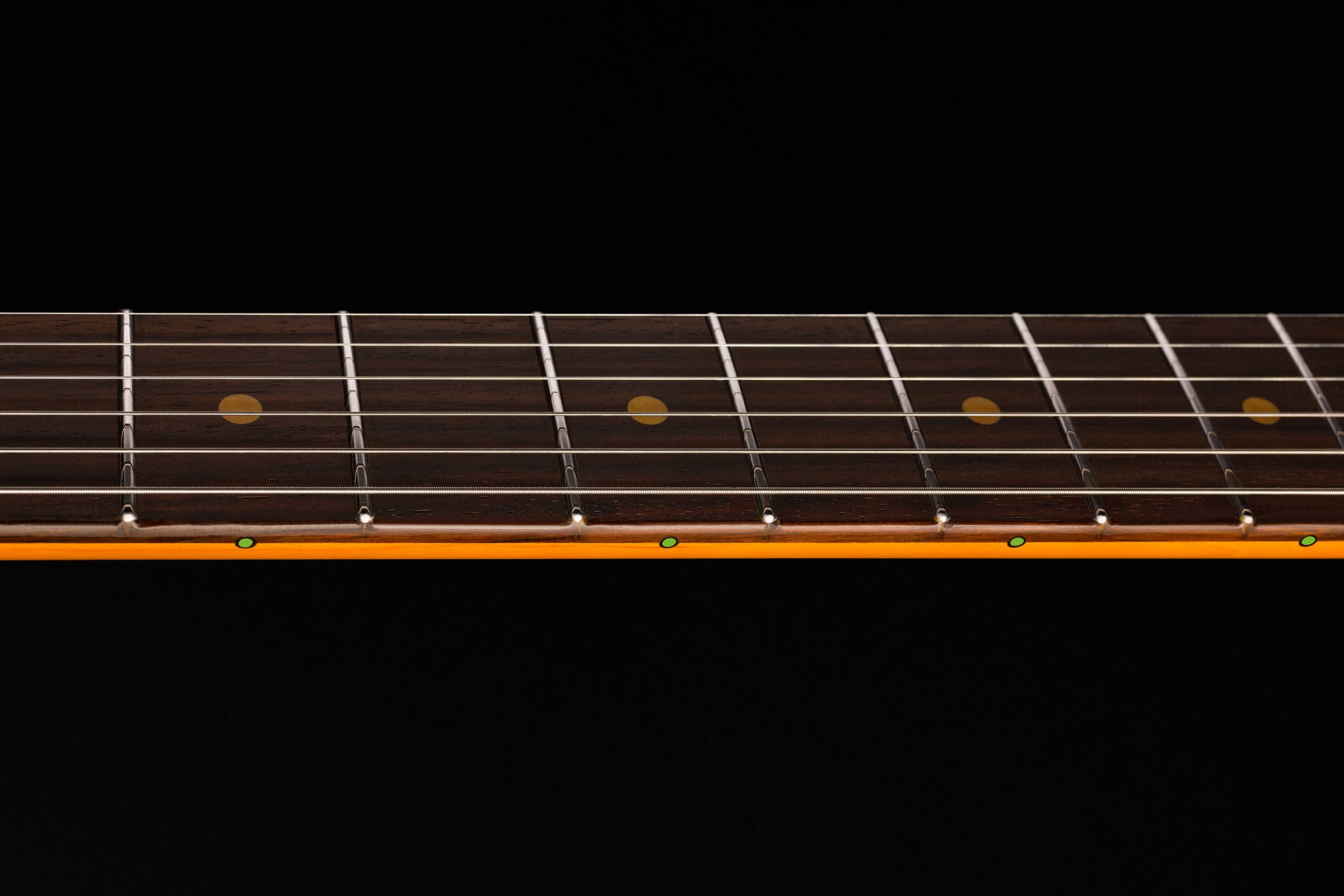 American Ultra Luxe Vintage '60s Stratocaster /Ice Blue Metallic/Rosewood Fingerboard