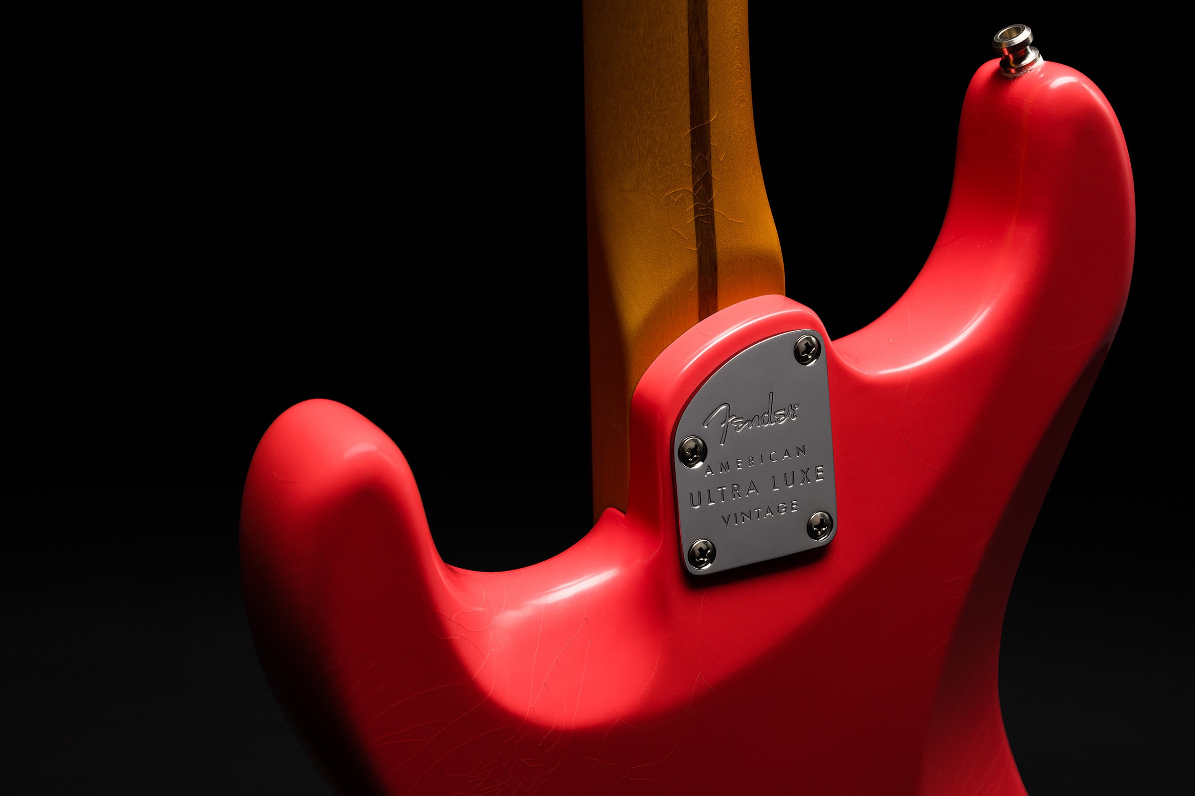 American Ultra Luxe Vintage '60s Stratocaster HSS /Sea Foam Green/Rosewood Fingerboard