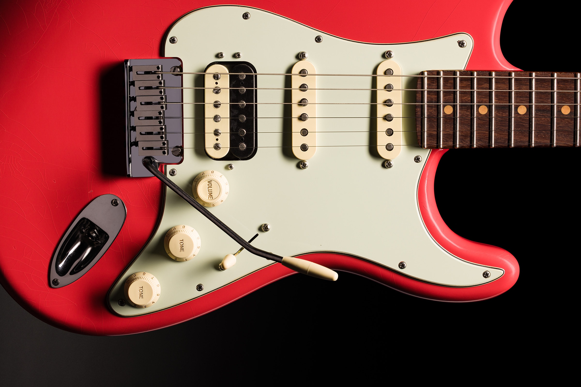 American Ultra Luxe Vintage '60s Stratocaster HSS /Sea Foam Green/Rosewood Fingerboard