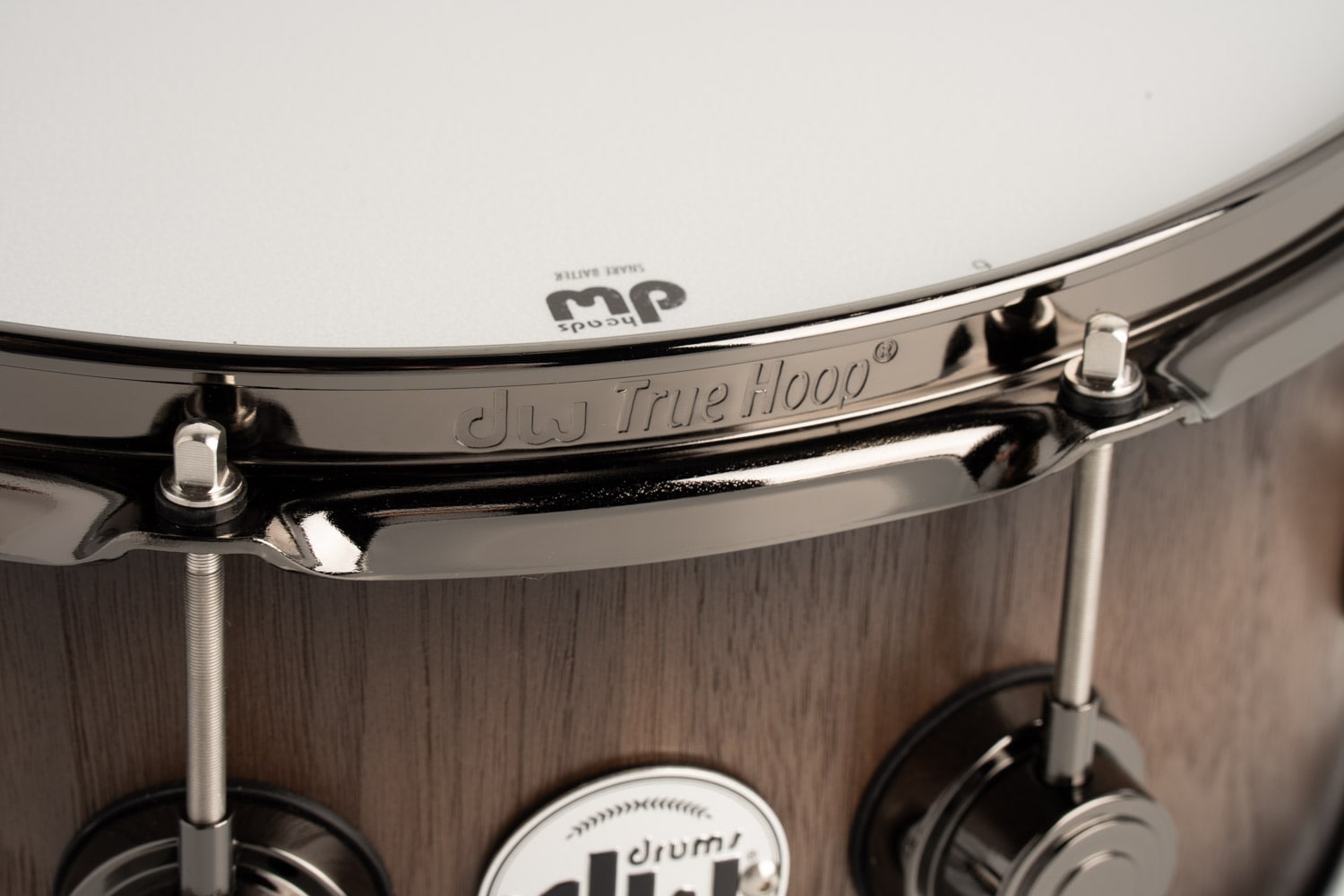 DR936514SSN692 / Collector's Pure Walnut Natural To Quick Ebony Burst