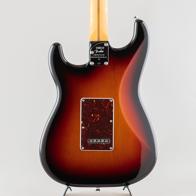 American Professional II Stratocaster/3-Color Sunburst/Maple Fingerboard