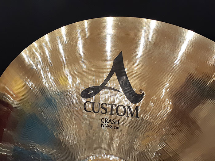 【新品】A Custom 19" Crash