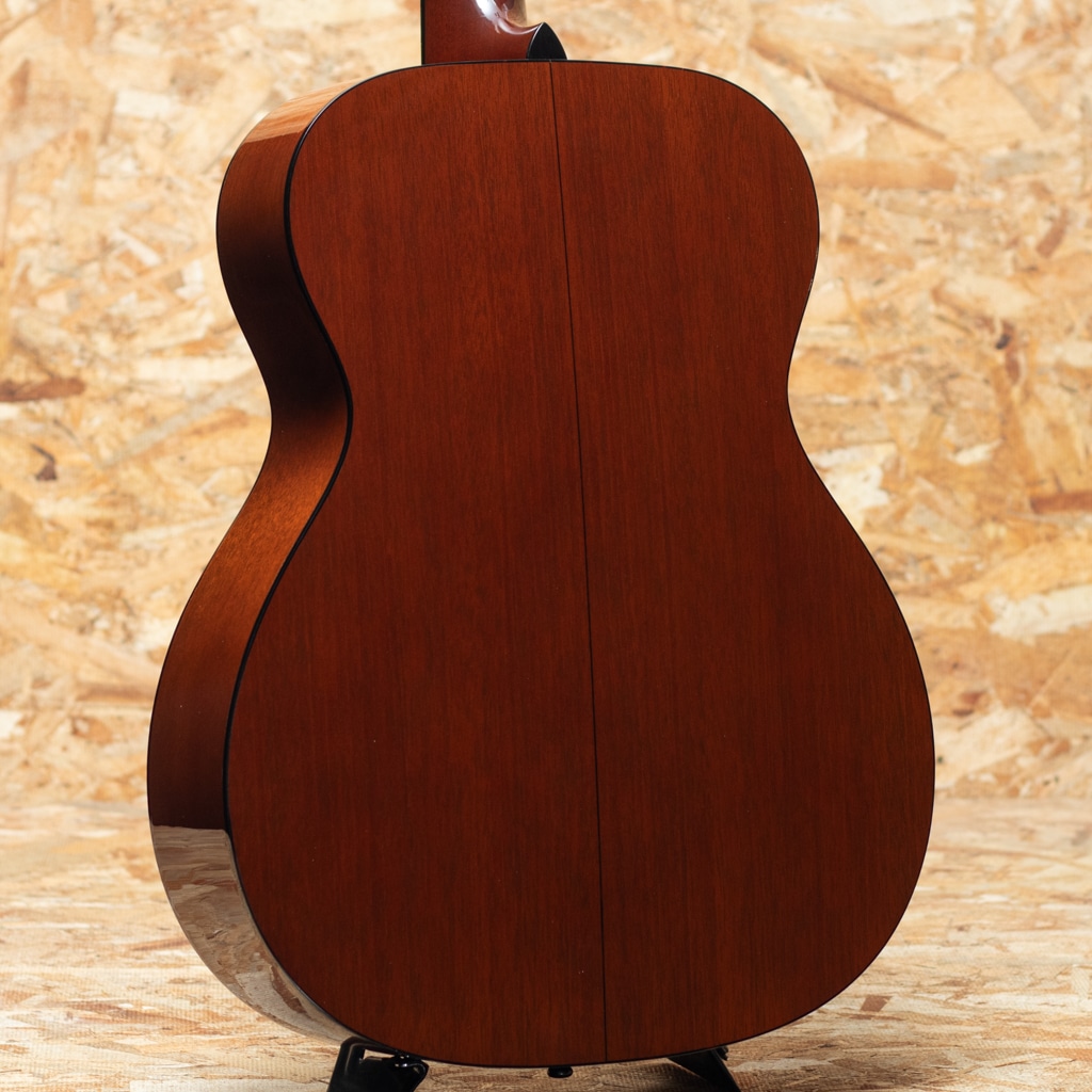 OOO-18 Authentic 1937 Sunburst 2010