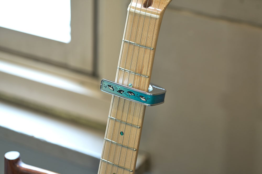 タリア カポ Thalia Capos Limited Series / Japan Limited Edition CH-U.W.FLYER G.U.C 空飛ぶペンギン ギター 12インチフレットパッド付属
