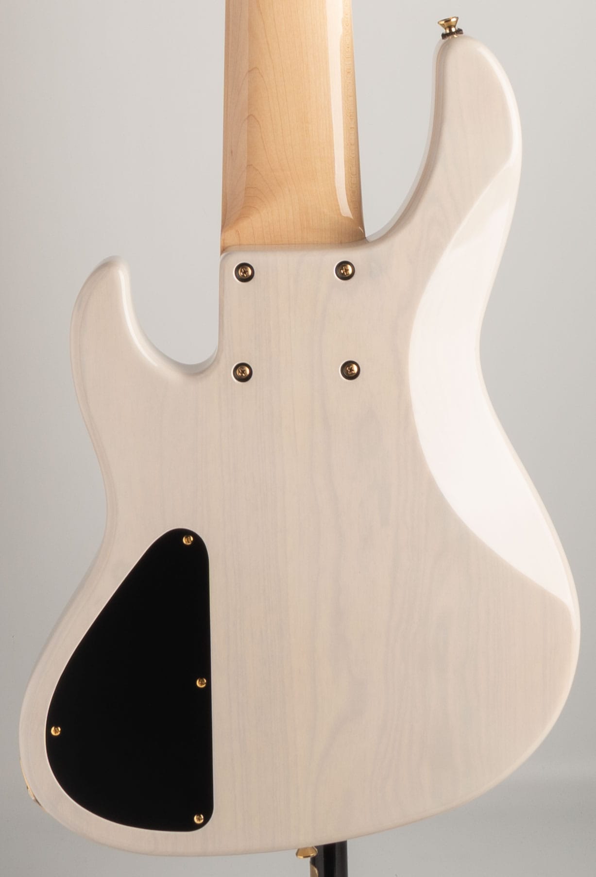 Beta6 Custom (Transparent White / MH)