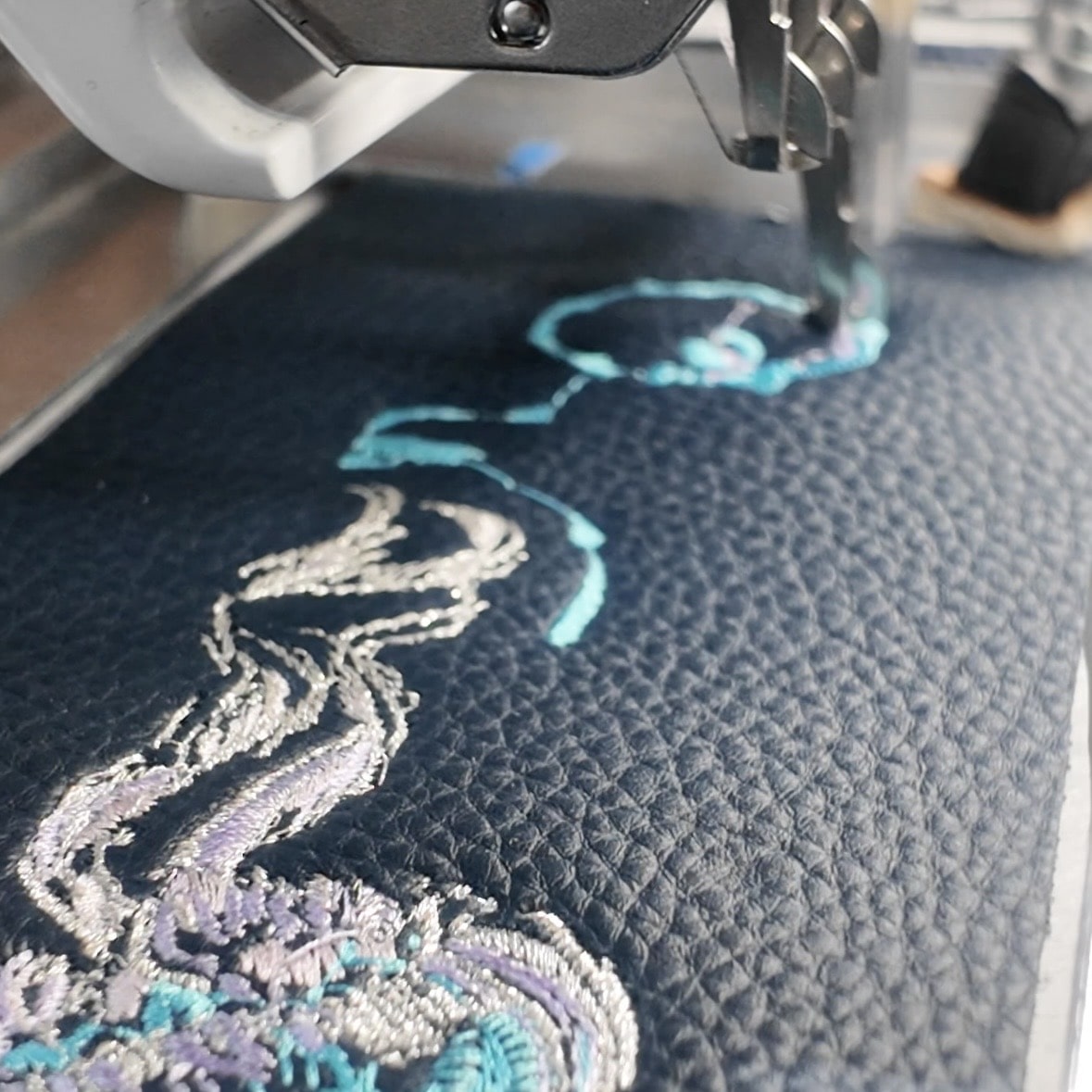 LITEシリーズ発売記念 店頭対面オーダー会!4/6(月)16:00 ~ 予約枠 (1時間)【イベントご予約】 4/6 (月)16:00 ~ (1時間) 梅田店