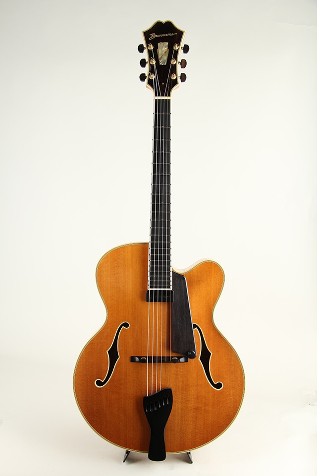 Monarch 17 Inch Natural 1998