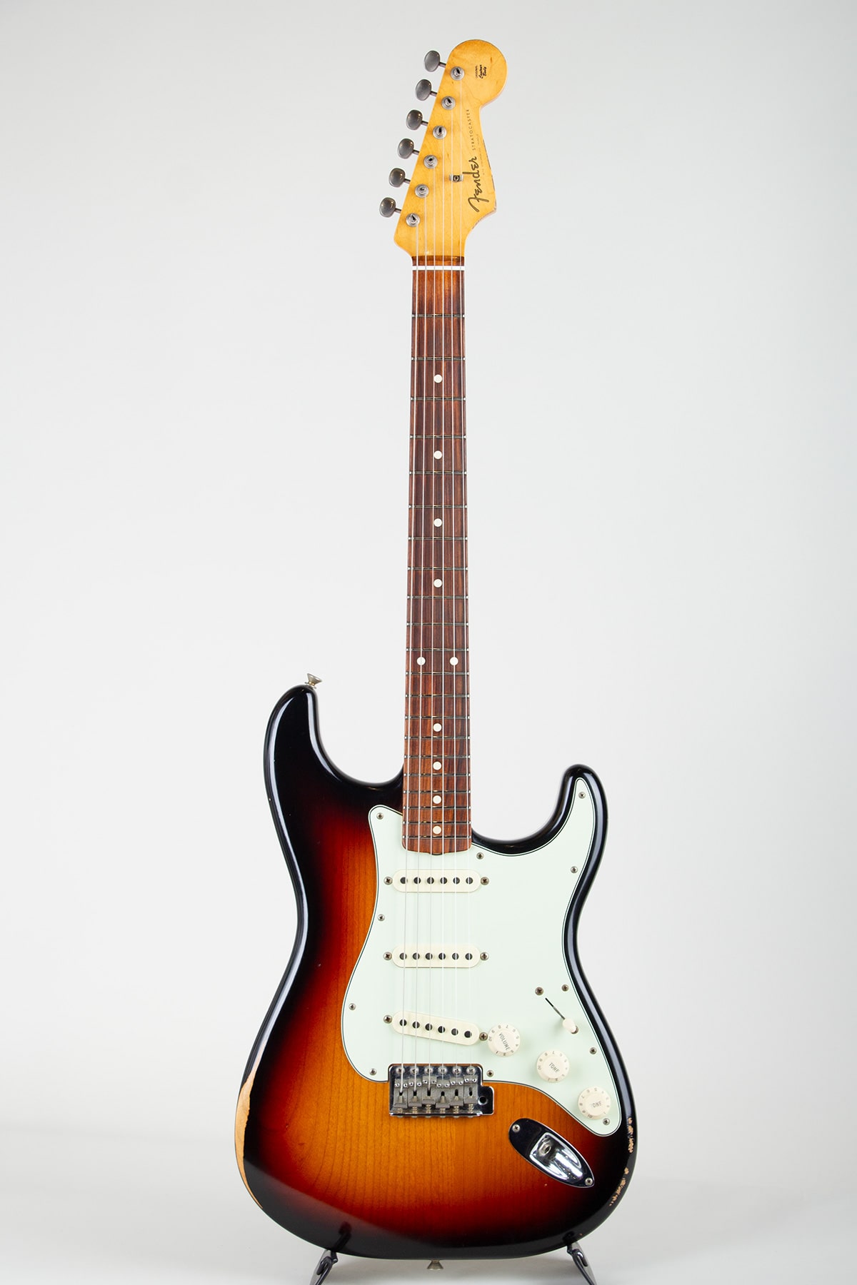 Road Worn 60s Stratocaster 3-Color Sunburst 2017