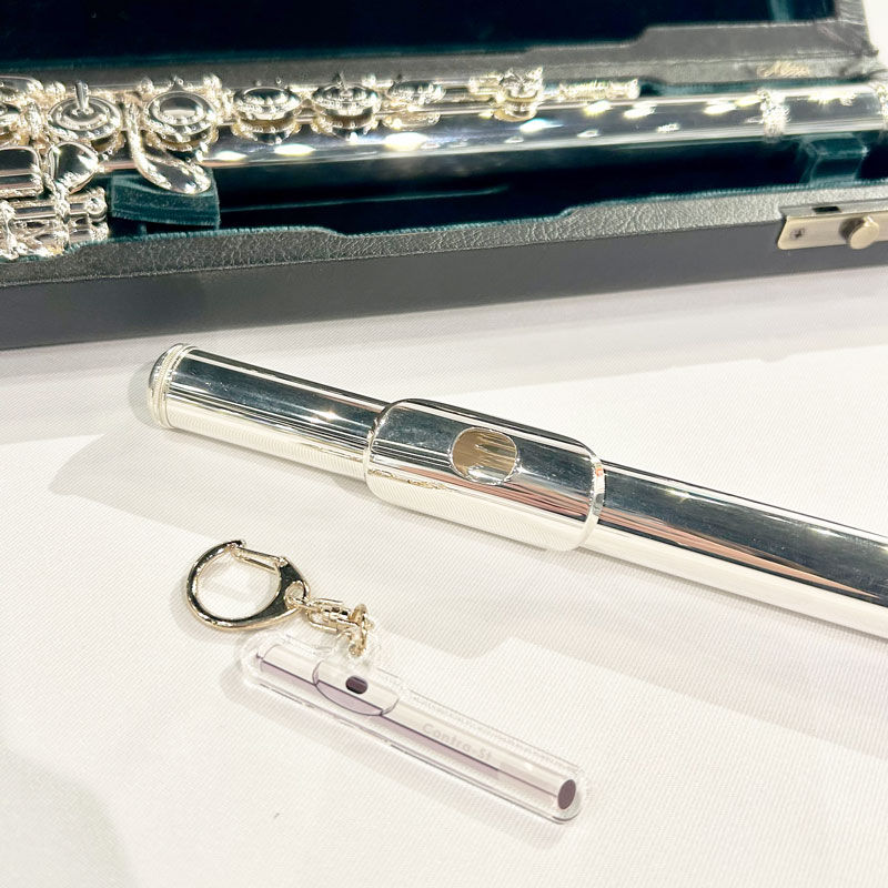 アクリルキーホルダー［フルートの頭部管］: 管楽器｜三木楽器公式通販