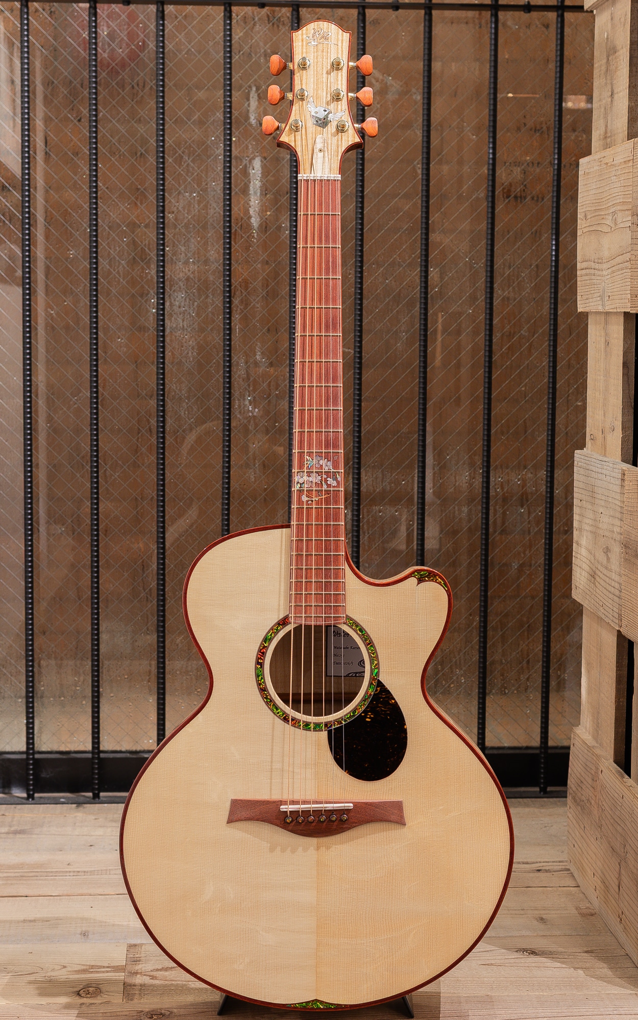 Watanabe Kazumi Model Curly White Ash -30th Anniversary-